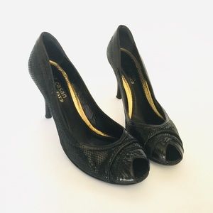 Te Casan limited edition shoes by Fay.B